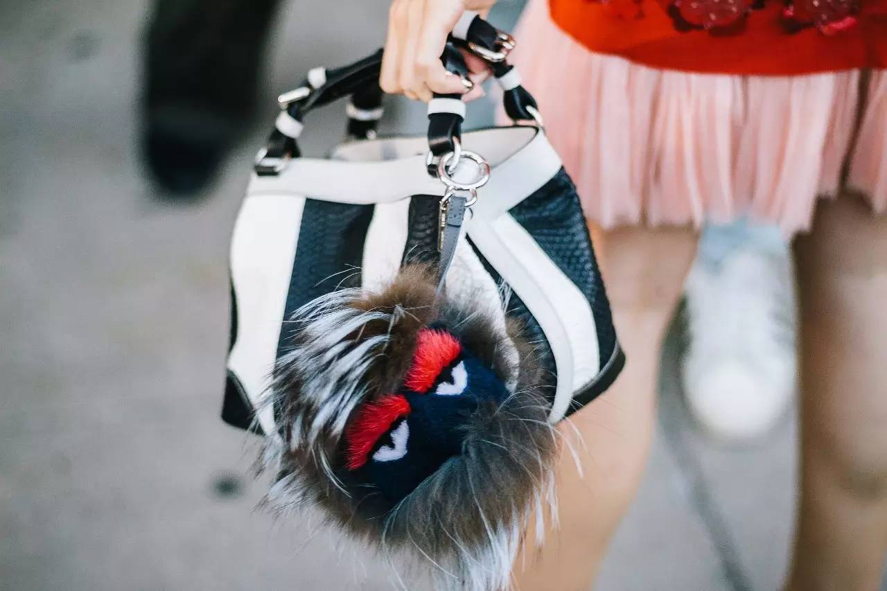 买包容易养包难丨不挂个嘀哩当啷你都不好意思出门～