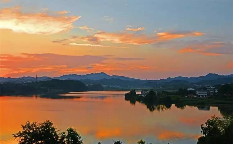 长沙的秋天去哪了,长沙秋天合适去的地方