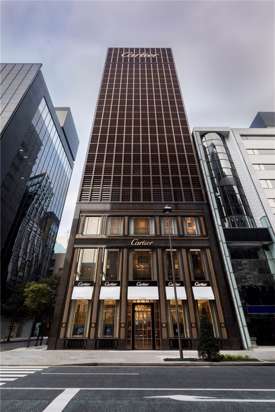 表坛劲刮东瀛风，换个方向买买买！