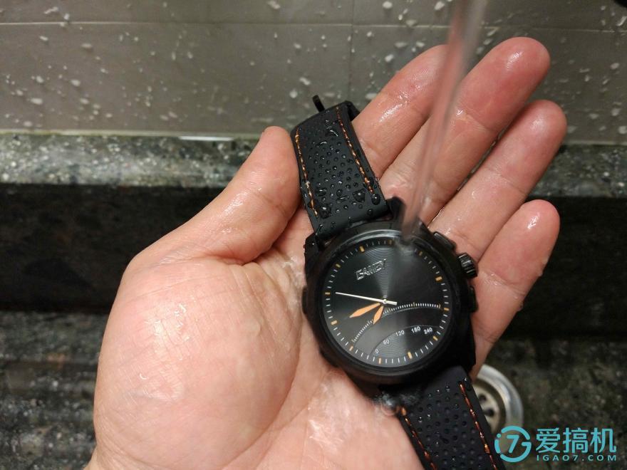 传统与现代创新的碰撞,传统与科技的碰撞视频