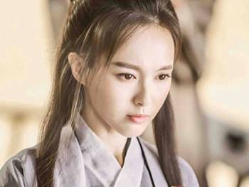 开幕式金鹰女神唐嫣惊艳高飞亮相,影擎在线观看