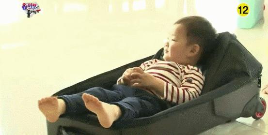 改善黑眼圈的10个建议,别让你的黑眼圈拉低了你的颜值