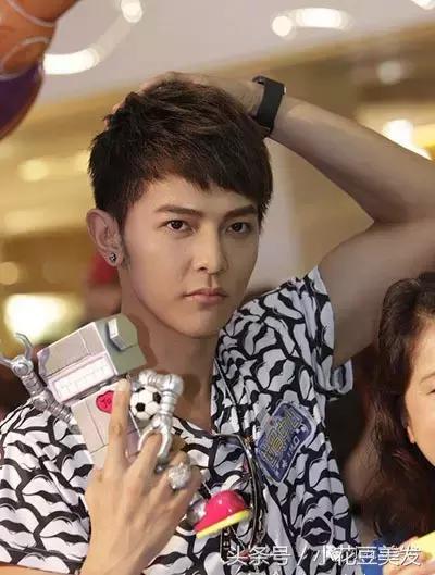 男生最需要的定位烫造型