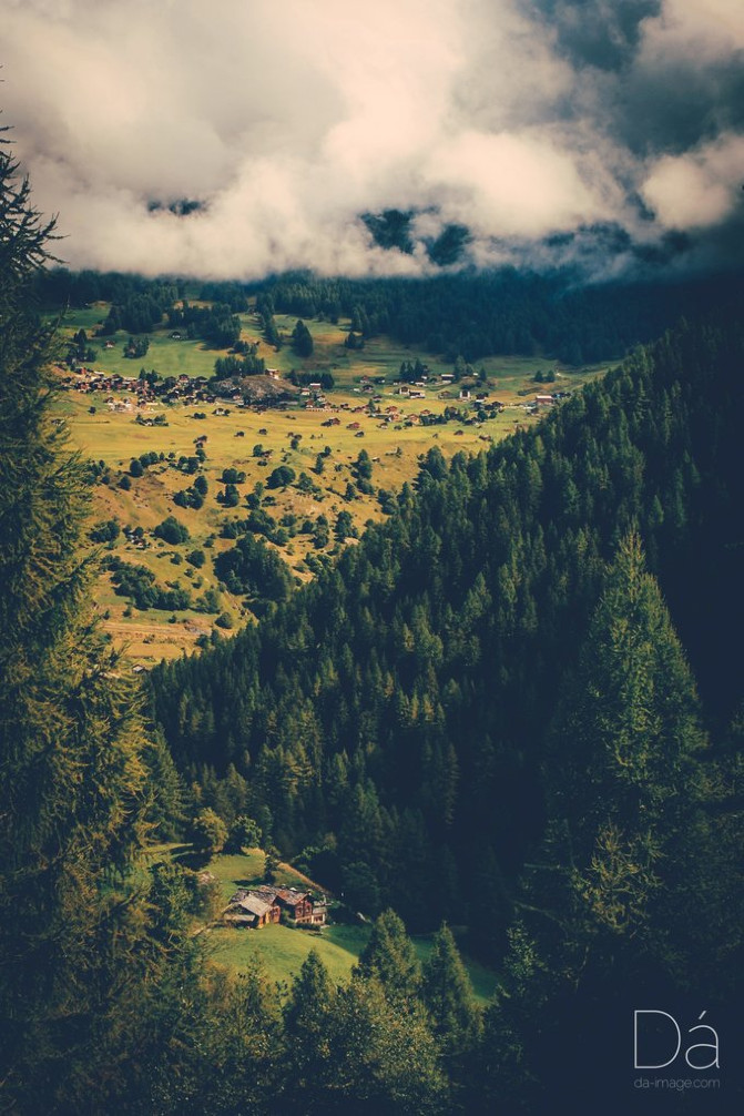 阿尔卑斯山徒步视频大全,瑞士阿尔卑斯山脉徒步实测