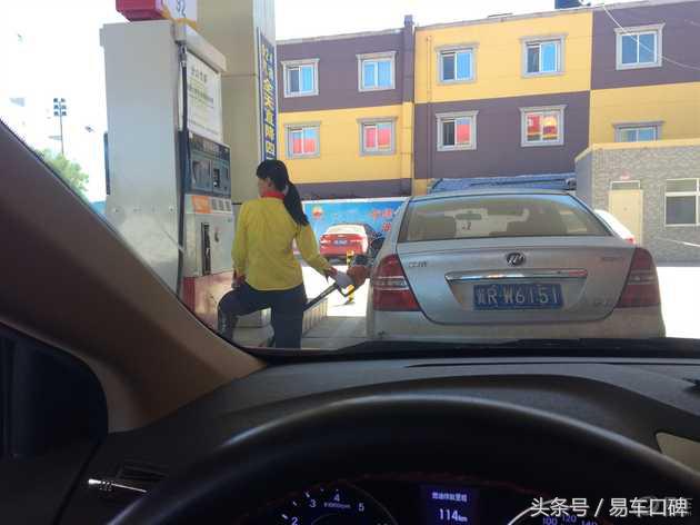 百公里油耗六升以下的七座车,现代朗动1.6自动油耗高是什么原因