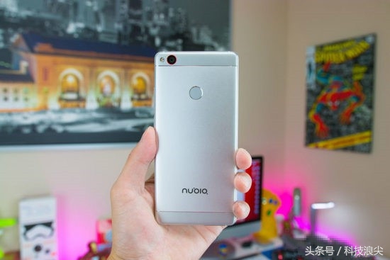 努比亚无边框旗舰手机z11上手体验,努比亚z11手机评测视频