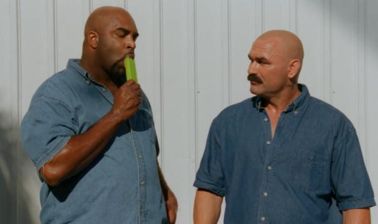 黑人想“捡肥皂”却被男主暴揍！这部美国监狱喜剧，搞笑100分！