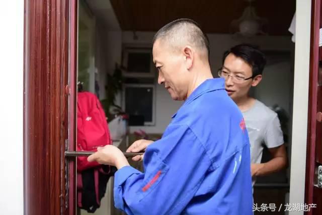 没有物管的老小区该找谁,没有物业的老小区归谁管