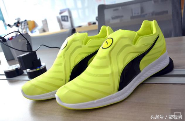 彪马足球鞋future能够不系鞋带,自动系鞋带的鞋彪马