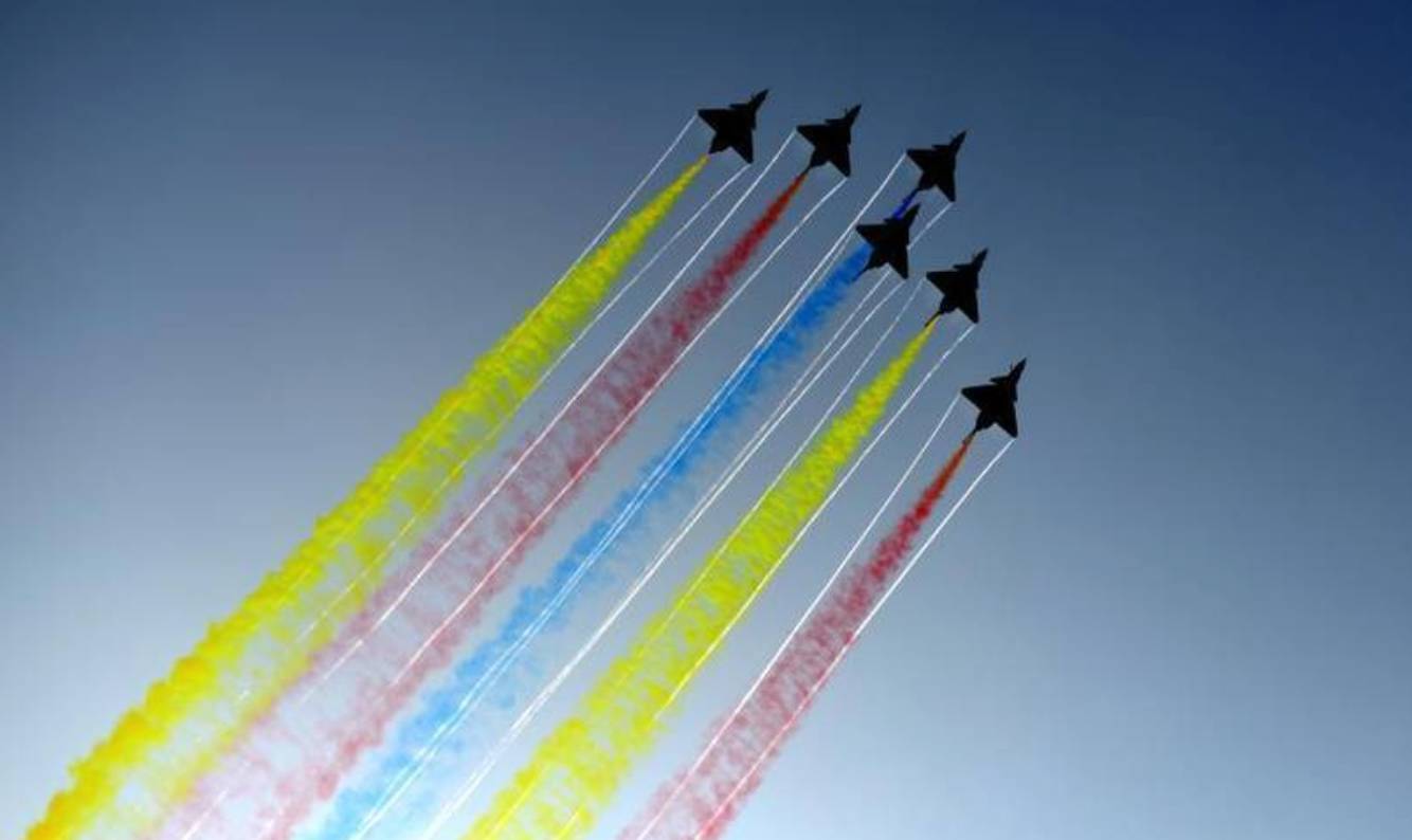 阿联酋旅游签证怎么申请免签,阿联酋签证去欧洲旅游免签吗