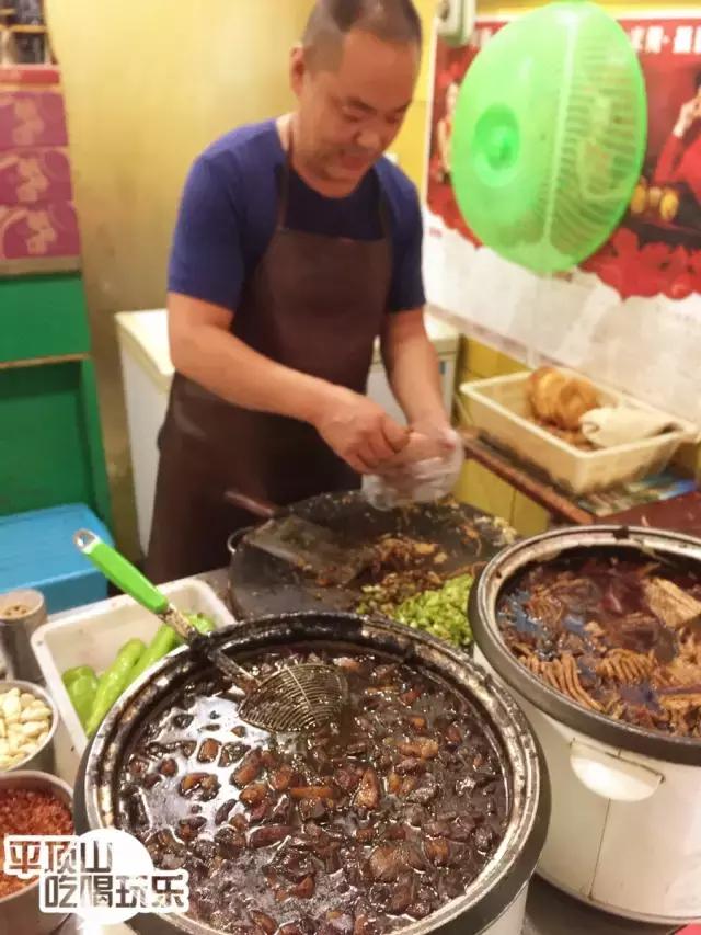 平顶山老潼关肉夹馍,平顶山十大必吃老店