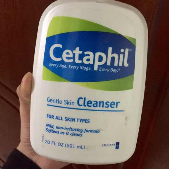 学生护肤好物分享博主推荐,吃土女孩必备的国货护肤品