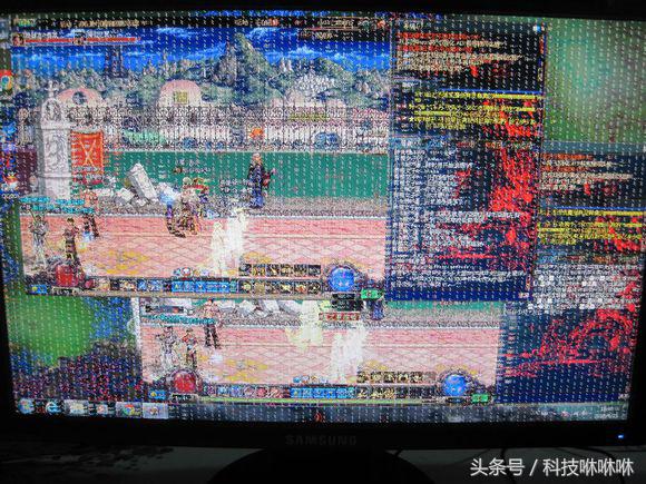 电脑显示器花屏有灰色竖纹怎么办,电脑显示器出现花屏是什么原因