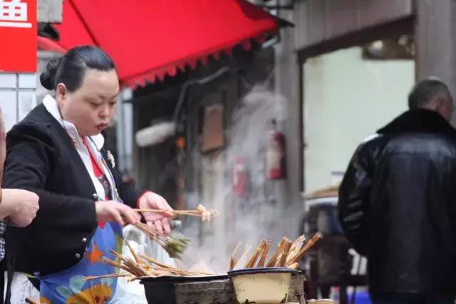 五块石最新视频,再见五块钱全文