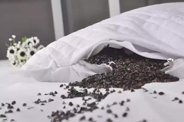 让颈部睡觉最舒服的枕头,合适睡觉的枕头推荐