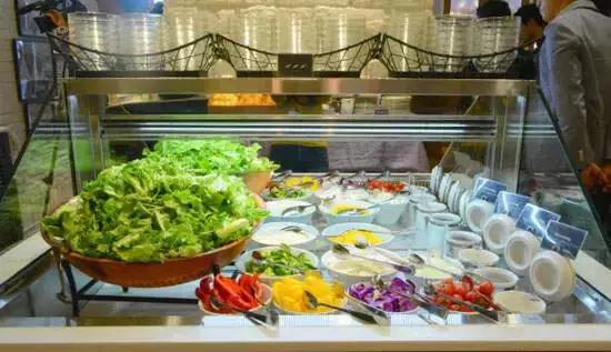 日本肯德基奶油鸡肉派,日本肯德基kfc吮指原味鸡