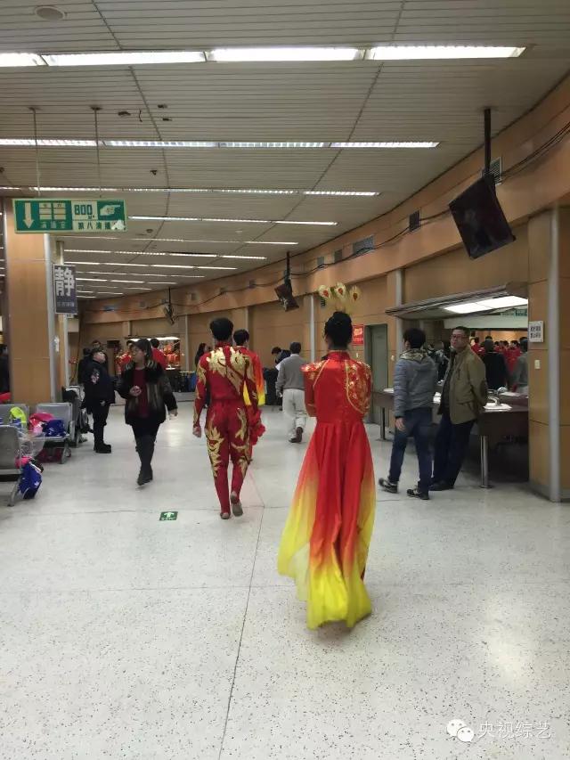 1983央视春晚精彩瞬间,历届春晚惊艳瞬间