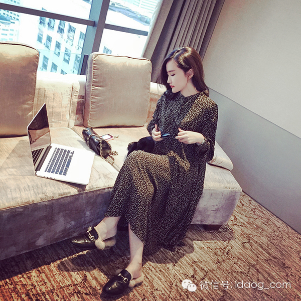 百变秋冬连衣裙减龄甜美风最受宠,最后一套减龄气质连衣裙