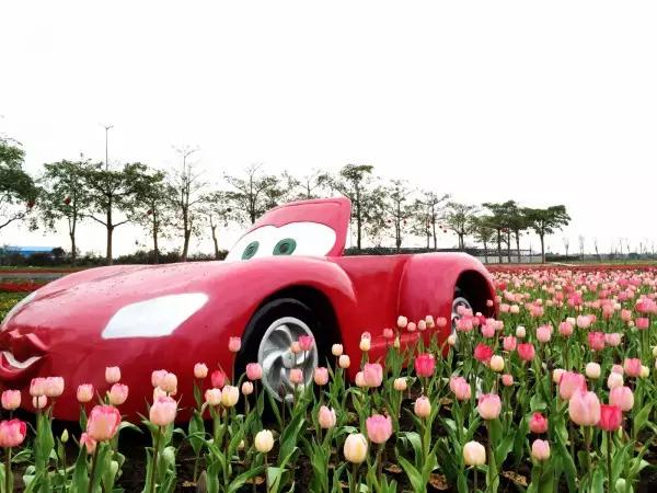 从东莞出发,不到两小时,就能够感受到靓爆灯的童话世界！