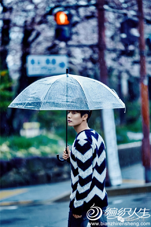 怎样用旧毛线织时尚毛衣 (毛衣柔软保暖)