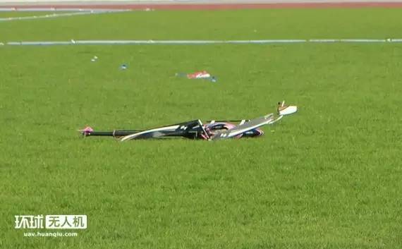 后记||只见过四轴炸机？看大神怎样把遥控直升机摔成零件！