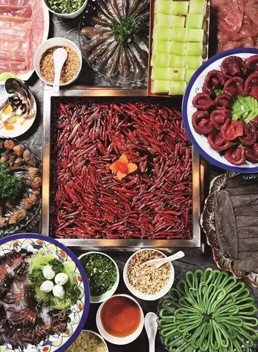 贾跃亭蒙眼狂奔的照片,贾跃亭名言蒙眼狂奔