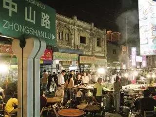 错过了117，还有大礼放送，十条小吃街塞给你