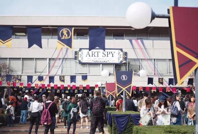 还有什么能比日本武藏野美术大学更疯狂？