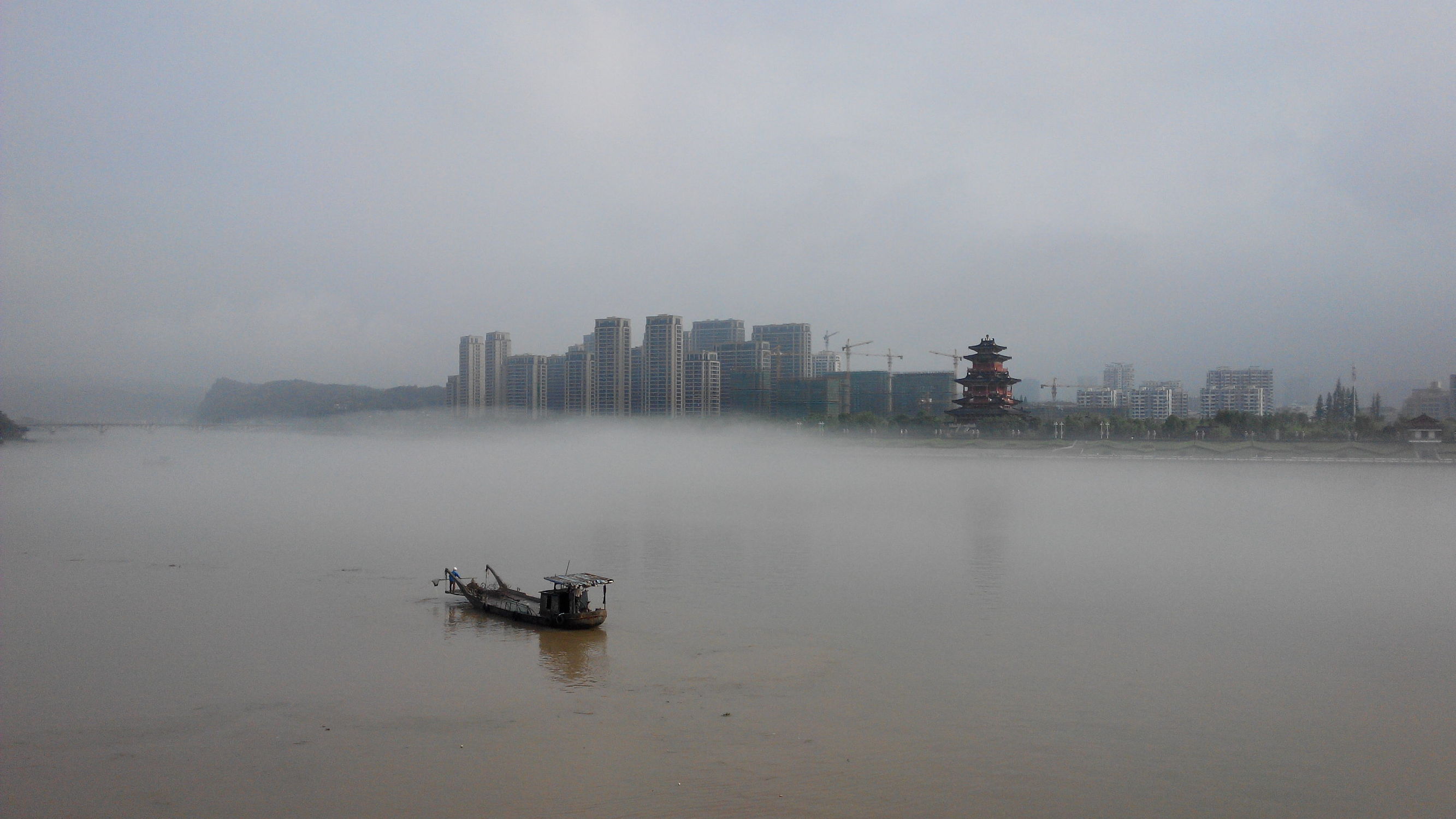 浙江丽水南明湖视频,浙江省丽水市南明湖夜景