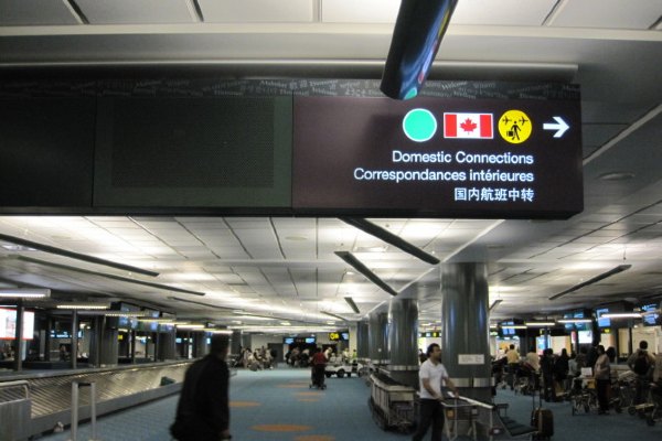 如何买去加拿大的特价机票,在加拿大如何买回国机票