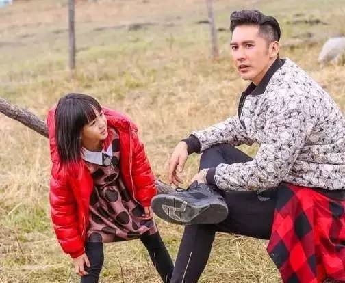 爸爸去哪儿第四季阿拉蕾和董力,爸爸去哪儿第四季免费观看完全