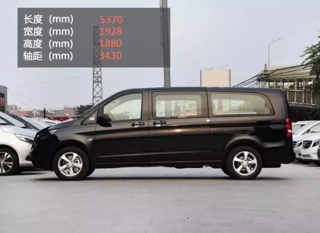 奔驰威霆第二排座椅,新款奔驰威霆有什么改变