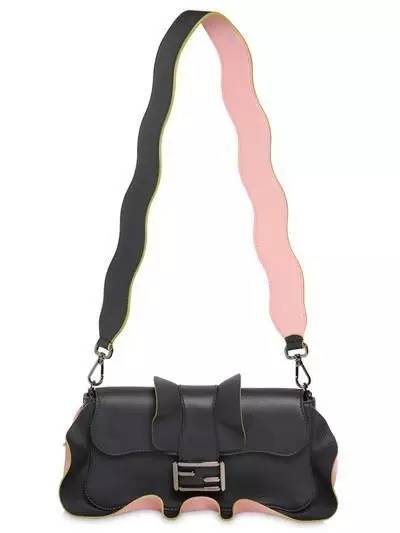 你一定想知道的真实故事,能够看看你每天背的包里有啥吗