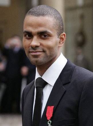 说到油漆区飙车，我只服托尼帕克