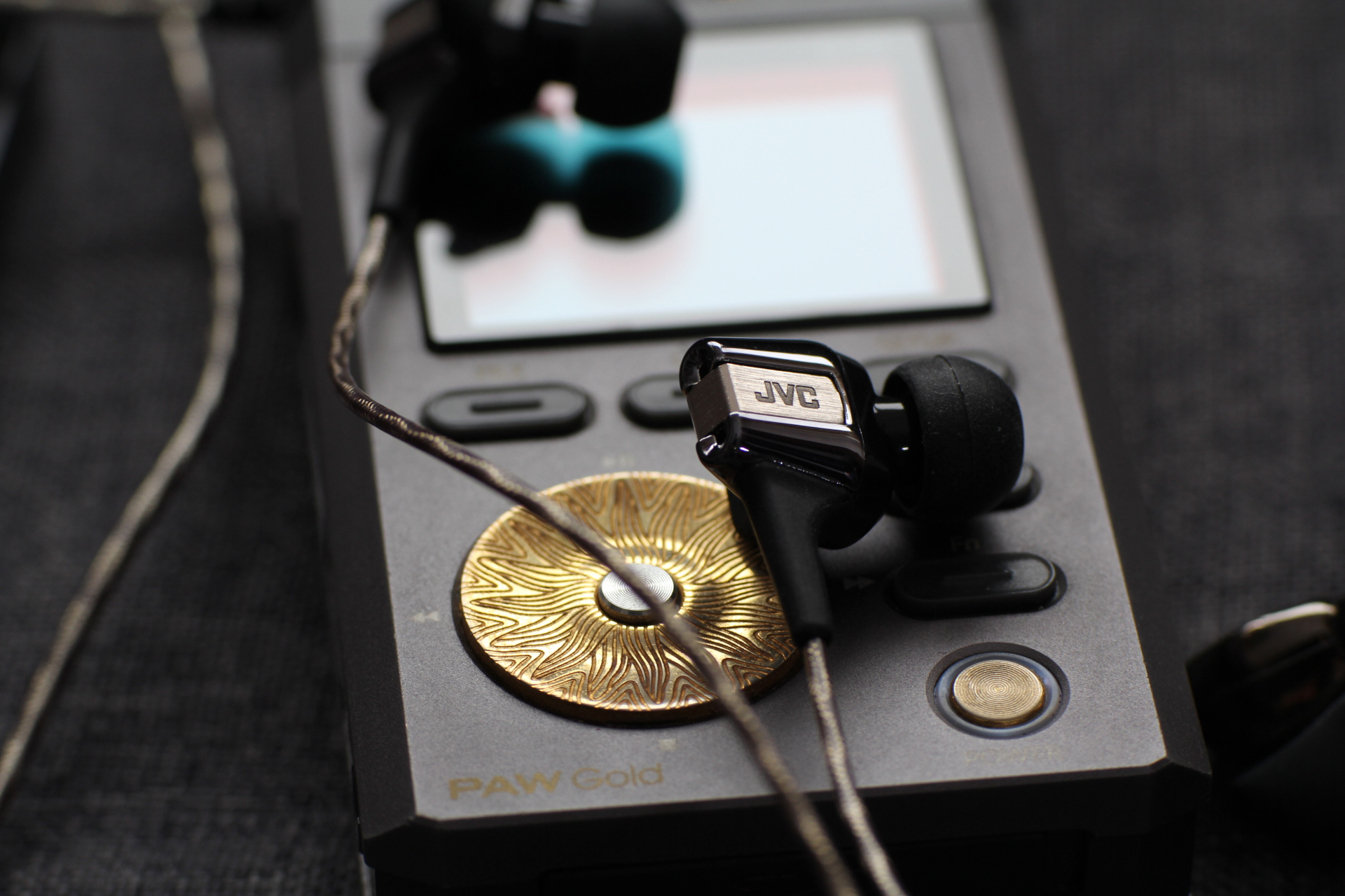 杰伟世fx77x耳机音质怎样,杰伟世jvc入耳式耳机