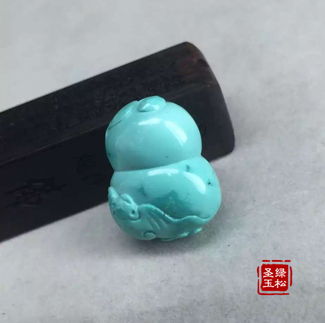 一组绿松石小型精美雕件欣赏,绿松石雕件等级划分图
