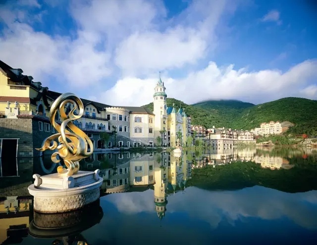 国内十佳温泉一扫冬季的寒冷,又到了泡温泉的季节