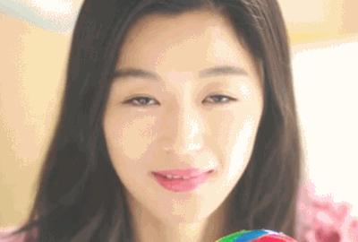 全智贤惊艳瞬间蓝色大海的传说,全智贤蓝色大海的传说紫色穿搭