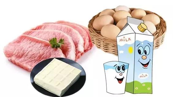 蛋白粉八十岁老人能长期喝吗,老人喝蛋白粉伤肾吗