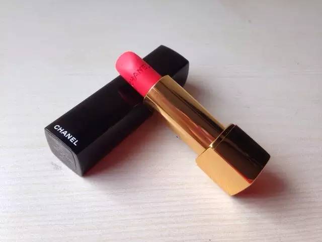 香奈儿口红三支套装试色,看了又看银珠的口红