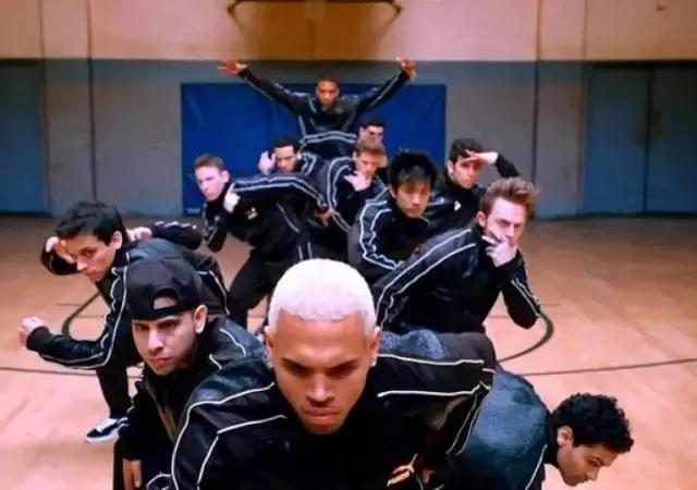 坏小子,chrisbrown穿搭品牌