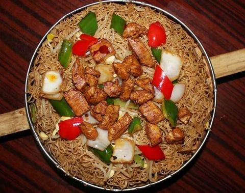 做一个行走的吃货—河南省看看除了举世闻名的辣条还有哪些好吃的