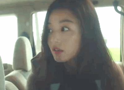 全智贤惊艳瞬间蓝色大海的传说,全智贤蓝色大海的传说紫色穿搭