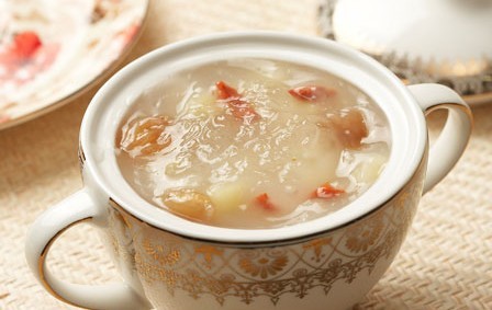 《红楼梦》里提及了数次的燕窝到底有多金贵？