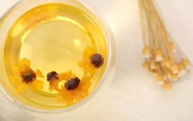 枸杞配菊花的功效什么季节用,黄芪枸杞菊花的功效功能