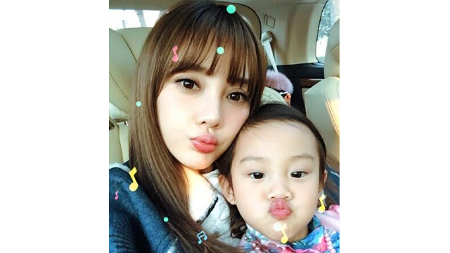 甜馨年轻时最漂亮的照片,甜馨年轻时的照片