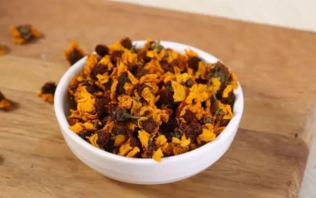 枸杞配菊花的功效什么季节用,黄芪枸杞菊花的功效功能