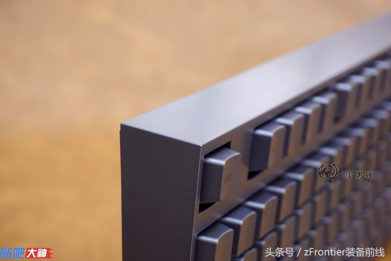 硬糖机械键盘classic评测,雷迦机械键盘评测