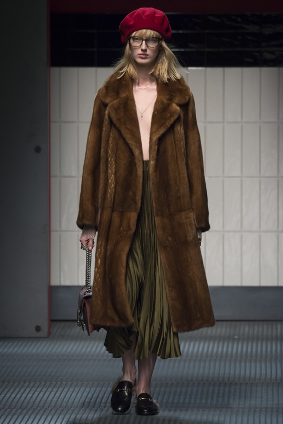 泰迪熊外套穿搭,超好看泰迪熊外套