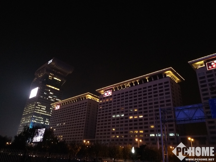 vivox系列前置拍照效果,vivos17pro前置柔光灯